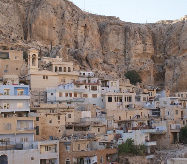 Siria-Panorama-del-villaggio-di-Malula
