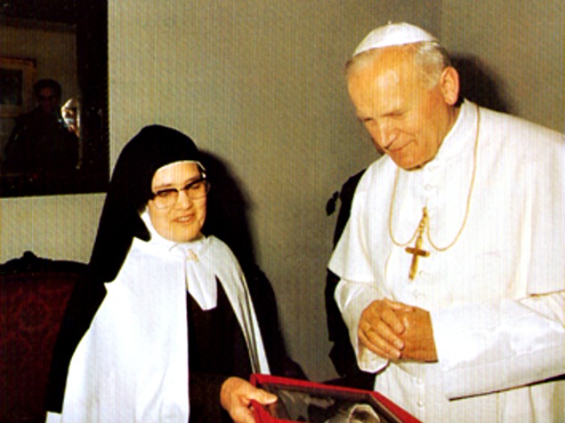 Giovanni Paolo II e Suor Lucia di Fatima