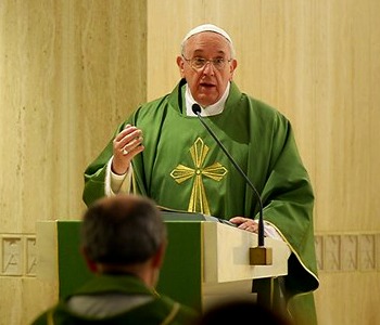 Papa Francesco: il diavolo non è un mito, va combattuto con l'arma della verità