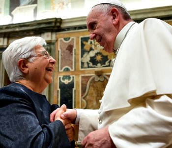 Papa Francesco a vescovi amici Focolari: globalizzare la fraternità