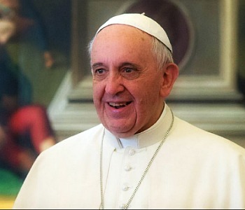 Papa Francesco: chi aiuta un povero annuncia la gioia del Vangelo