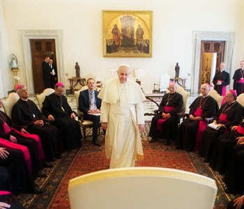 Francesco ai vescovi svizzeri: Chiesa non è semplice Ong