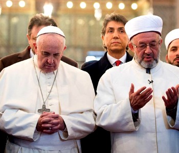 Papa Francesco: dialogo con Islam, con salda identità e mutuo rispetto