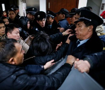 Errori di calcolo della polizia di Shanghai nella tragedia del Bund