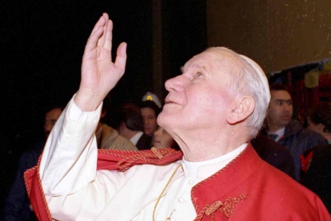 In 30 foto le tappe del pontificato di Giovanni Paolo II