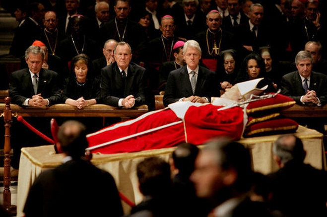 10 anni fa i funerali di Papa Giovanni Paolo II