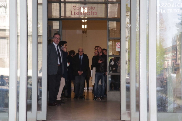 Milano, il killer «voleva uccidere ancora» 3 vittime, tra cui giudice e avvocato