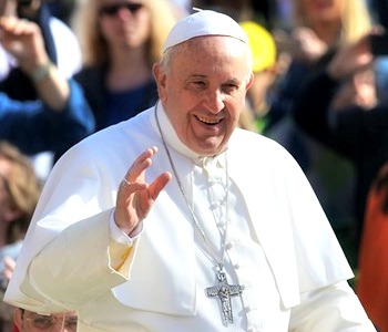 Papa Francesco: La vita non finisce davanti al sepolcro