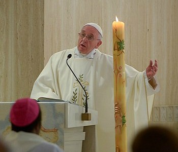 Papa Francesco: fede è storia di peccato e di grazia, tra servirsi e servire