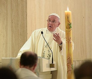 Papa Francesco: chi non sa dialogare vuol far tacere