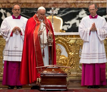 Celebrati in San Pietro i funerali del card. Giovanni Canestri