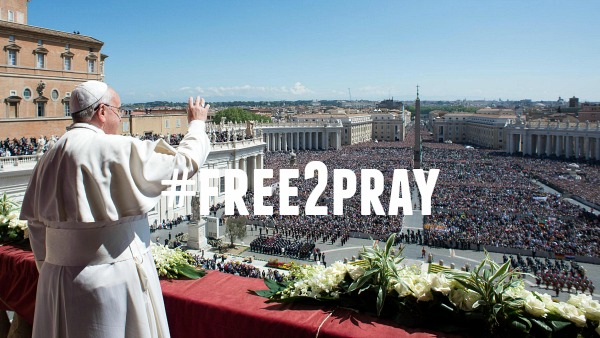 Papa Francesco: persecuzione di cristiani è crimine inaccettabile #free2pray