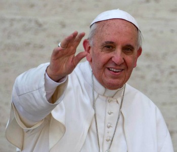 Papa Francesco: a Sarajevo come messaggero di pace e dialogo
