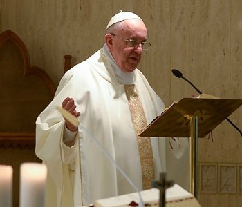 Papa Francesco: custodiamo il cuore dal rumore pagano