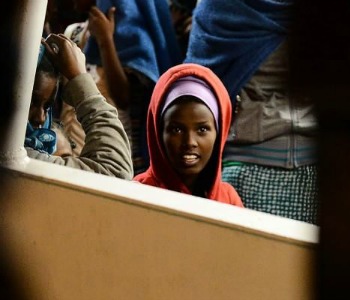 Migranti, il governo a Maroni: demagogia