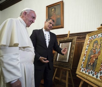 A Quito l'incontro tra il Papa e il presidente Correa