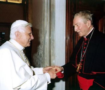 Martini, la rinuncia di Benedetto e il conclave 2005