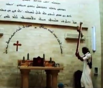 Mosul, così l'Is punisce i cristiani. Guarda il video