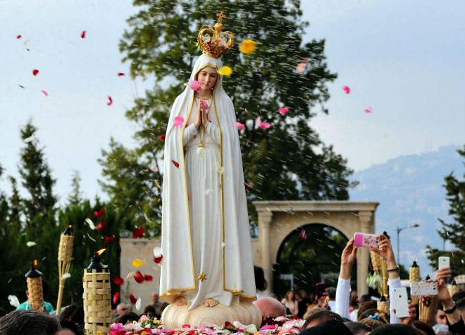 Siria: pellegrinaggio della statua della Madonna di Fatima
