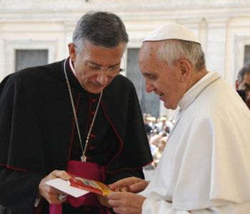 Mons. Moraglia: Il Papa sul gender, riferimento per tutti