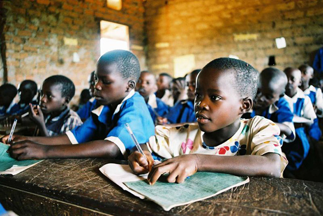 Bambini scuola africa