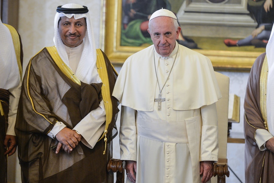 Papa Francesco incontra il premier del Kuwait: promuovere rispetto tra religioni