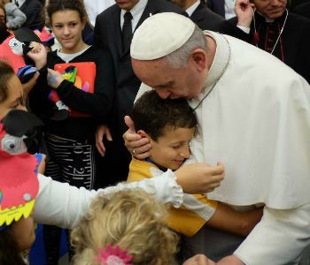 Riapre il Dispensario S. Marta: con il Papa per i bambini