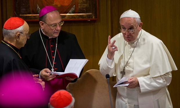 Sinodo. Papa Francesco: dottrina su matrimonio non è stata modificata