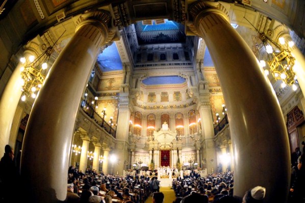 Roma-Papa-Francesco-nella-Sinagoga-il-17-gennaio-2016