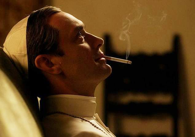 the_young_pope_1800136