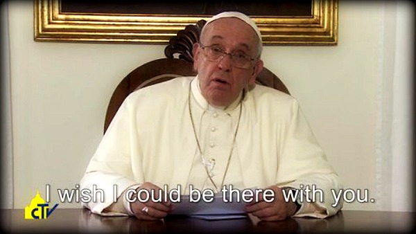 Papa, videomessaggio per i cristiani dell'Iraq: «Vorrei essere con voi»