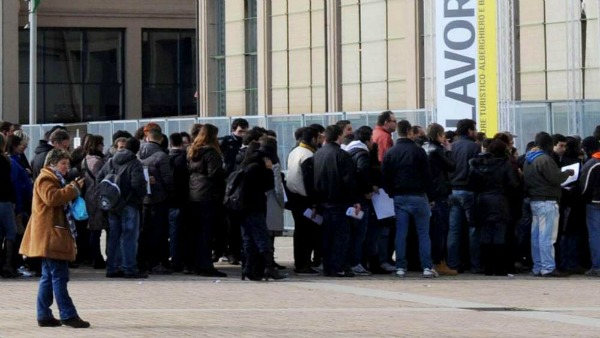 Disoccupazione, per Istat a novembre record storico: 13,4 %