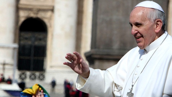 Papa Francesco: Chiesa in uscita. Il carisma non si conserva in una bottiglia di acqua distillata