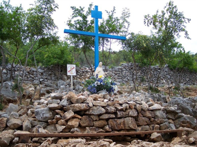 The history of the apparitions of Medjugorje