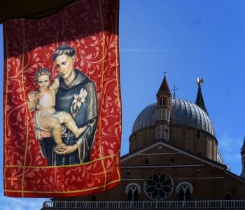 Il Papa chiama due parroci a capo diocesi Padova e Ozieri