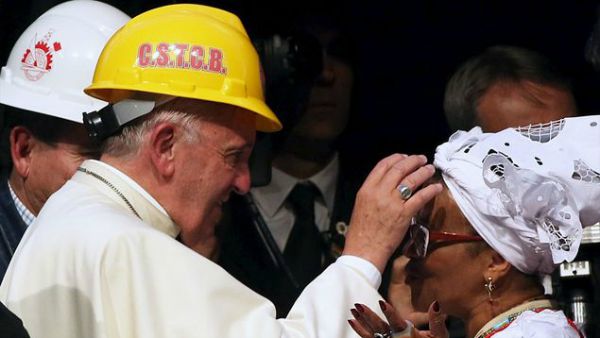 Papa Francesco: ascoltare grido vittime dello sfruttamento minerario