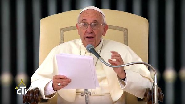 Papa Francesco: Le chiese, le parrocchie con le porte chiuse, non si devono chiamare chiese ma musei!