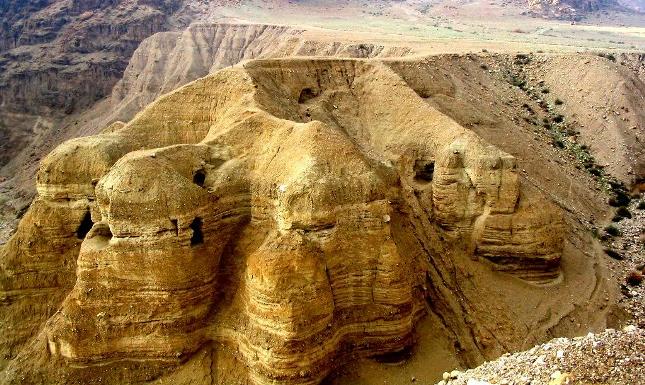 Scoperta la 12esima grotta di Qumran. Lotta contro il tempo e i ladri per  trovare le altre