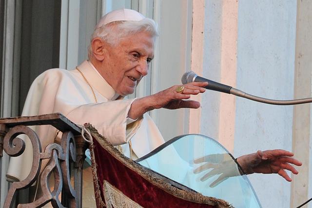 L-addio-di-Papa-Benedetto-XVI-ed-il-terzo-segreto-di-Fatima