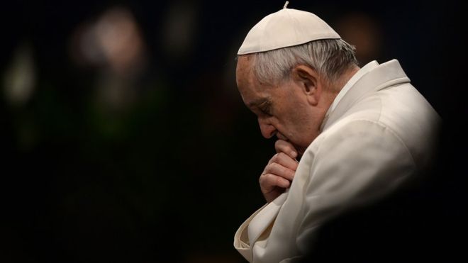 pope francis pray
