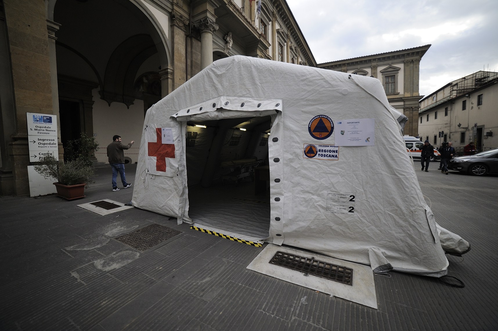 Coronavirus, mentre l'Italia cerca di ripartire, si registrano i primi contagi in Europa