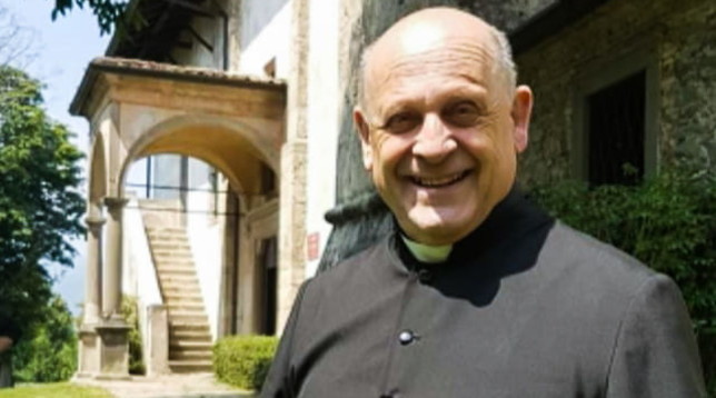 Don Giuseppe Berardelli, 72enne di Casnigo (Bergamo), ha scelto di sacrificarsi per unʼaltra persona, che neppure conosceva
