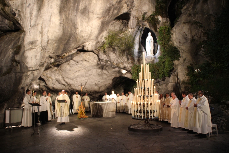 Grotta di Lourdes