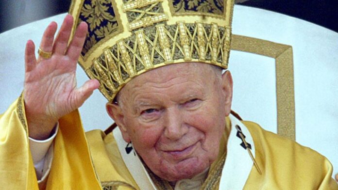 Chiedi una grazia a Giovanni Paolo II e recita la supplica al Sacro Cuore oggi, 8 novembre 2021