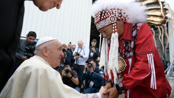 Papa Francesco a Maskwacis, Incontro con popolazioni indigene